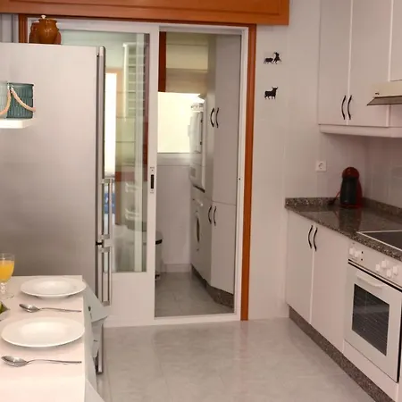 Desconectaengalicia Mantela, Vistas Puerto Deportivo, 20m Playa Apartment *